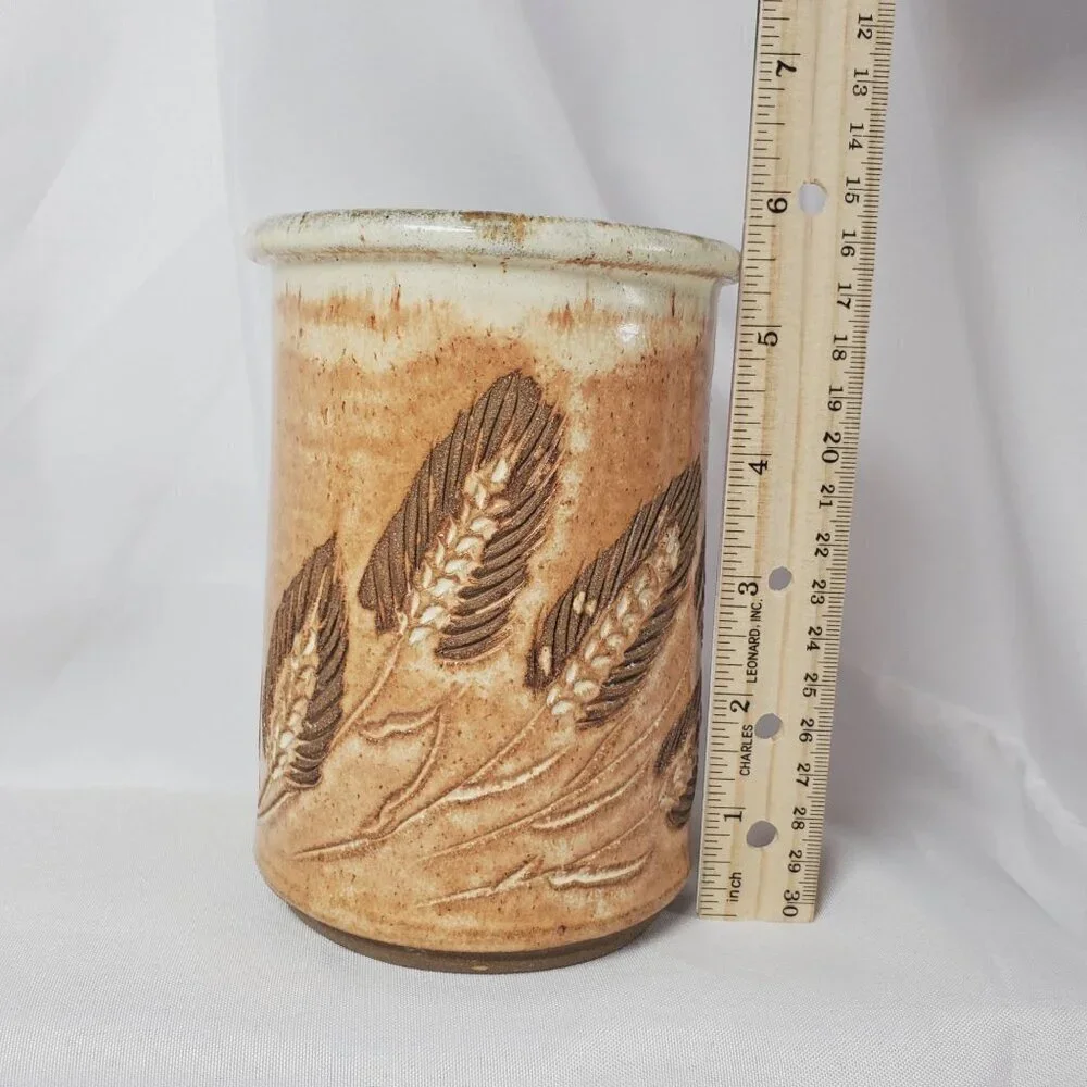 Stoneware Wheat Country Motif Vase/Beech Holder Artisan Studio Art 5.5